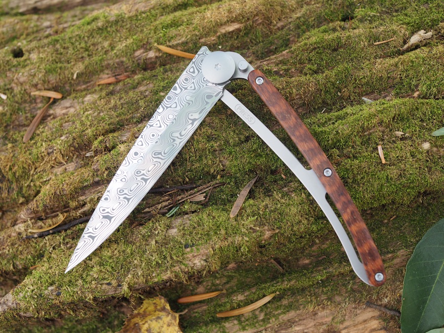 超軽量・最高級のダマスカス鋼【deejo】の美しいナイフがこれ