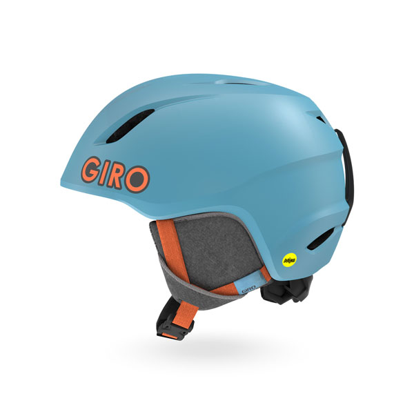 GIROの子供用ヘルメット&ゴーグル。こんなクールなスケートスタイルも